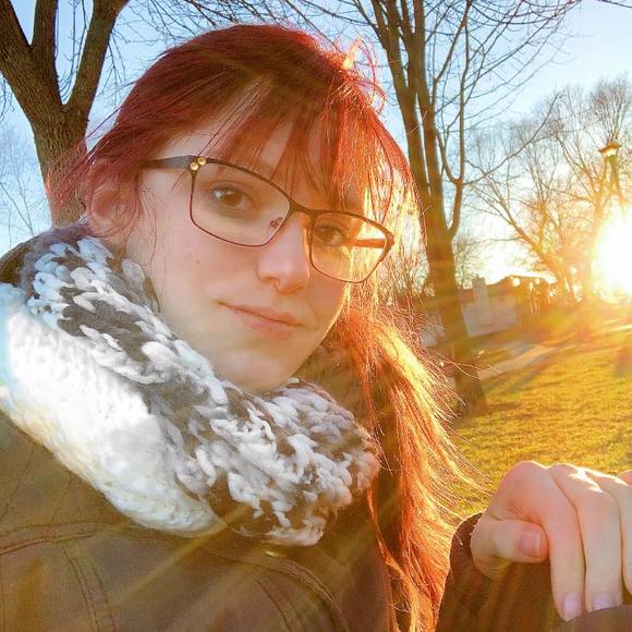 Meet your Posher, Alicia - Picture 1 of 1